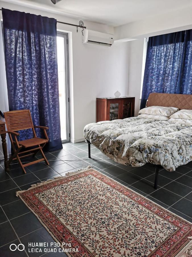 Residence Mareblu Barcellona-Pozzo di Gotto Rum bild